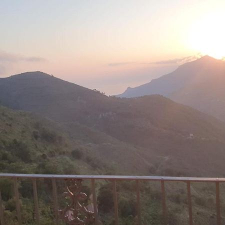 Appartamento "Al Borgo Antico" Aieta Kültér fotó